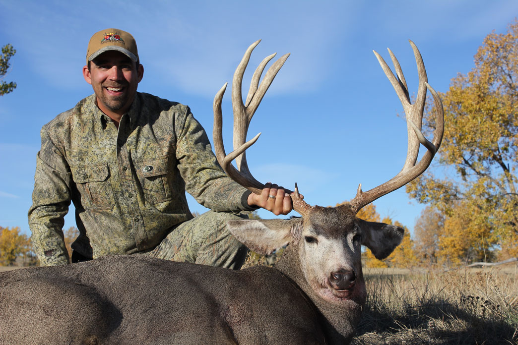 Guided Trophy Deer & Pronghorn Hunts | Eastern Plains | J & D Outfitters